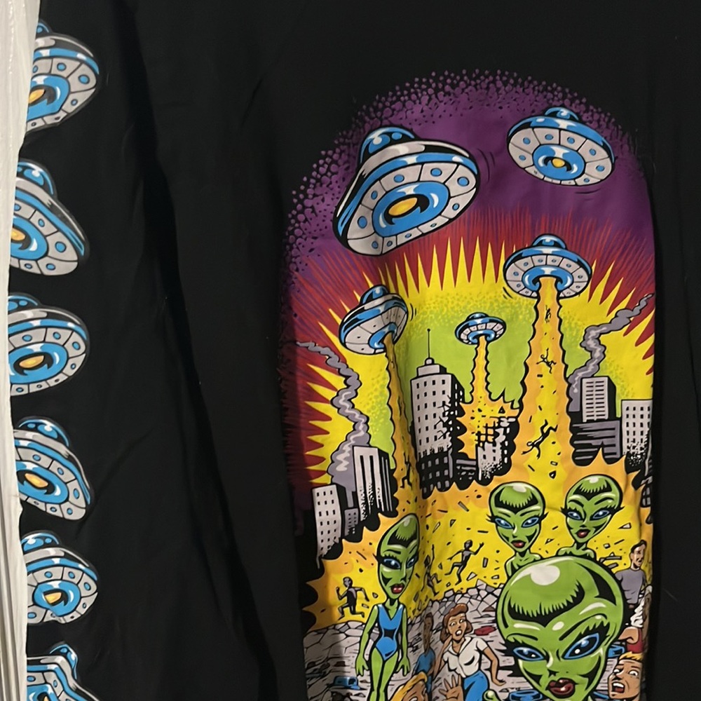 Rad Alien Shirt - Picture 3 of 3
